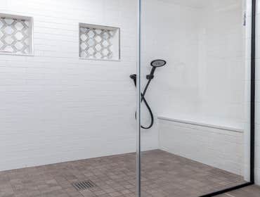 Grey Bathroom 3