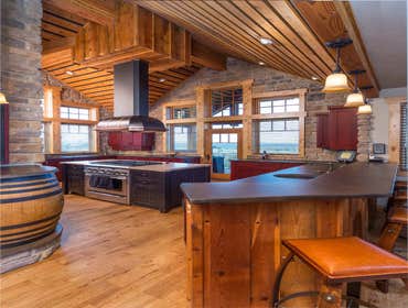 Brasada Ranch Custom Home Design Hope Vista Welcome, we invite you to tour this custom home.
Imagine stepping out on a private deck taking a relaxing