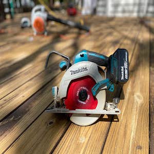 Deck Doc Staining and Sealing