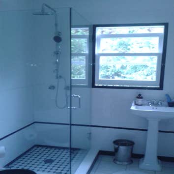 5 x 7 Bathroom