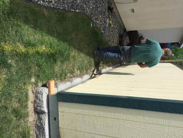 Setting the shed on foundation
