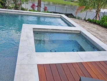 Modern Concrete Pool Coping