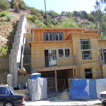 R. Cedillos G. Building Company Projects in Los Angeles areas. SERVICES
R. CEDILLOS G. BUILDING COMPANY specializes in all phases of Construction. Th