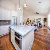 4305 Cherry Lynn