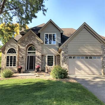 Summit Exteriors Inc