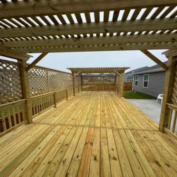 Leiva Superior Carpentry LLC