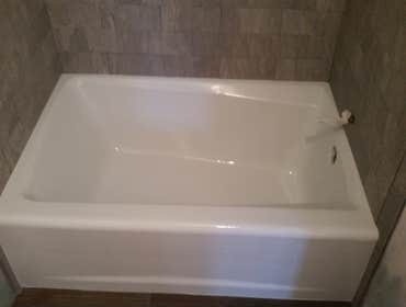 Bathtub Reglazing After