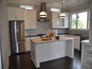 Huggy Bear Kitchens