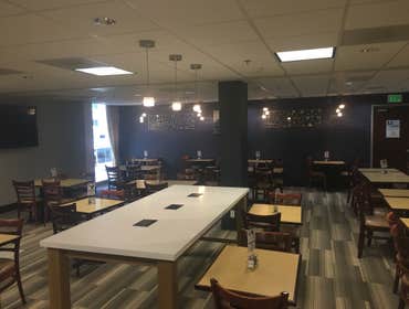 Holiday Inn Breakfast Room Holiday Inn Breakfast Room Remodel.
Tenant Improvements
New Sub Panel, Dedicated 20 Amp circuits, New lighting, Pendant Li