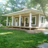 home remodel This house was a complete gut job.
The foot print stayed the same except for the covered porch addition to the front.
The only thing th