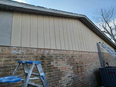 Siding install and paint