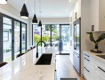 Photos by Home Renovations Vancouver: Full Bathroom, Kitchen, Basement, Interior Renovation & Remodeling #1