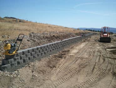 Photo(s) from A To Z Landscaping And Maint job sites pics start to finish