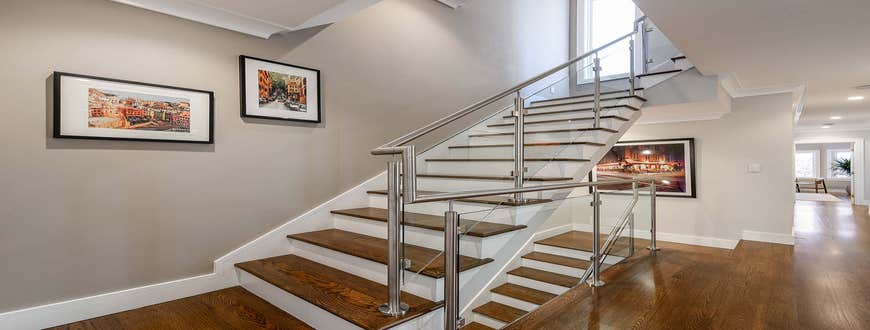 Marina Home This 5 bedroom, 4.5 bathroom Marina home features 3,945 sq. ft. of living space (per graphic artist); an open living level connecting t...