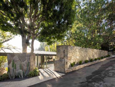 Wolff Residence One of legendary architect John Lautner’s “favorite five” commissions, the Wolff residence in Los Angeles is categorized by its splendo
