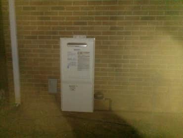 Tankless water heater