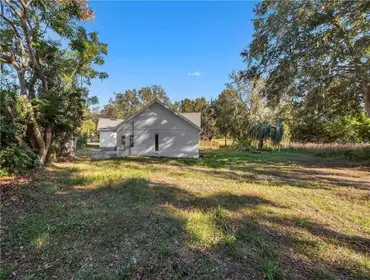 34140 Park Ln Leesburg