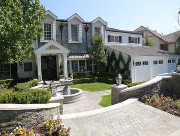 Summit Ridge Circle Client bought this home in 1998. The home was designed and built by a Spec. Builder with low grade details and materials. The Clien