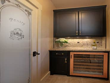 PRIVATE RESIDENCE - JOHN SOAVE CUSTOM BUILDER