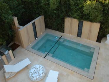 Acrylic spa dam wall.