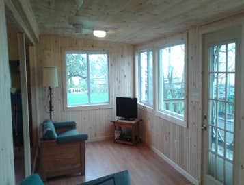 Lakehouse liv rm renovation