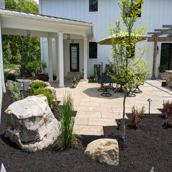 Solutions Landscapes & Designs