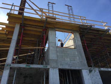 Comercial Concrete buildings