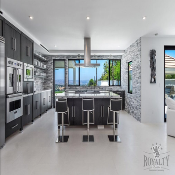 Royalty Builders Inc