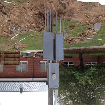 Bedford Hills Modular Progression of work installing 6 section Mobile classroom unit with a 400amp service.