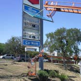 Uni Signs