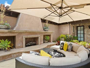 OUTDOOR LIVINGROOM REMODEL