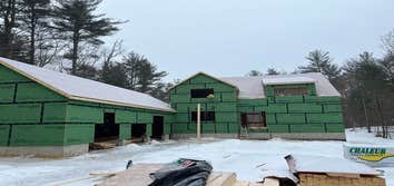 Winter Home Build Winter builds are always tough, but in spite of the weather, material shortages, and long lead times, our Brimfield project is really