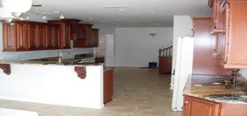 D&W Construction Services Project Addition Projects
Port Orange: New Kitchen, Dining and Master Suite with Balcony
New Smyrna: Single Family Residenc