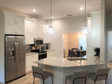 Fernandina Beach 1752 SF, 4 bed 2 bath 2 car garage