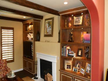 Renovations Plus/Black Coffee Cabinetry Custom cabinetry, kitchen remodels, bathroom remodels, offices/libraries, entertainment centers, wainscot, beam