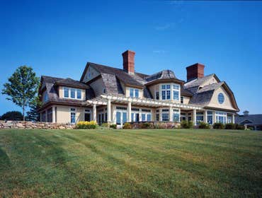 Shingle Style Classic by the Sea