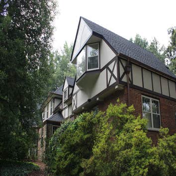 Charlottesville Private Residence Large family home. Installation of copper gutters including Leaf Solution. Charlottesville, VA.