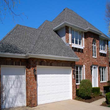 homes/roofs