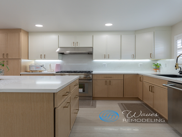 Kitchen Remodel- San Jose A stunning kitchen transformation in San Jose by Waves Remodeling.
This remodel brings together natural warmth and modern sop