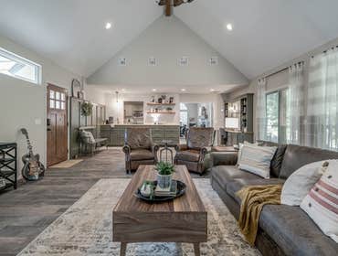 Edmond Craftsman Home Addition