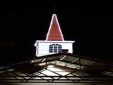 LED ROPE ON STEPLE