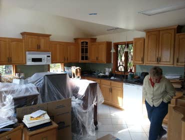 Kitchen Makeover before