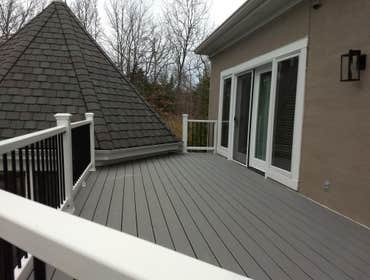 Lake Quivera Deck