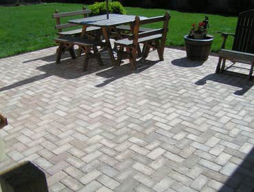 EP Henry Brick Paved Patio