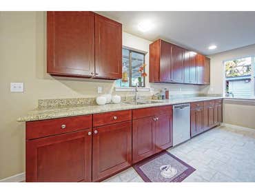 0 0