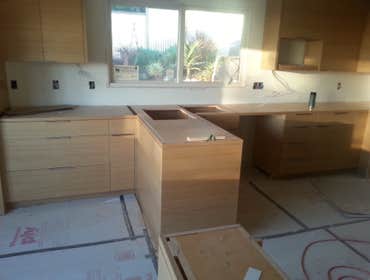 Rift sawn oak kitchen