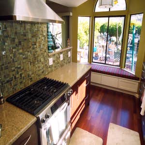 Photo(s) from Crowworks