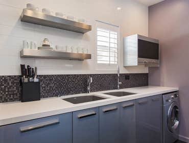 Jhonathan-Glendale Kitchen
