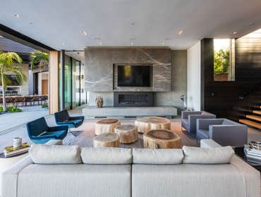 Photos by El Mo United Builders Inc. Beverly Hills