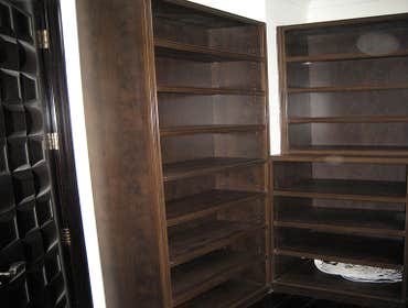 walk in closet